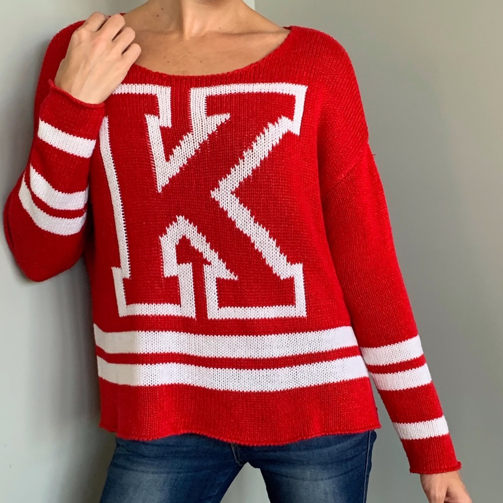 Comfy Red Knit Letter K Pullover Scoopneck…